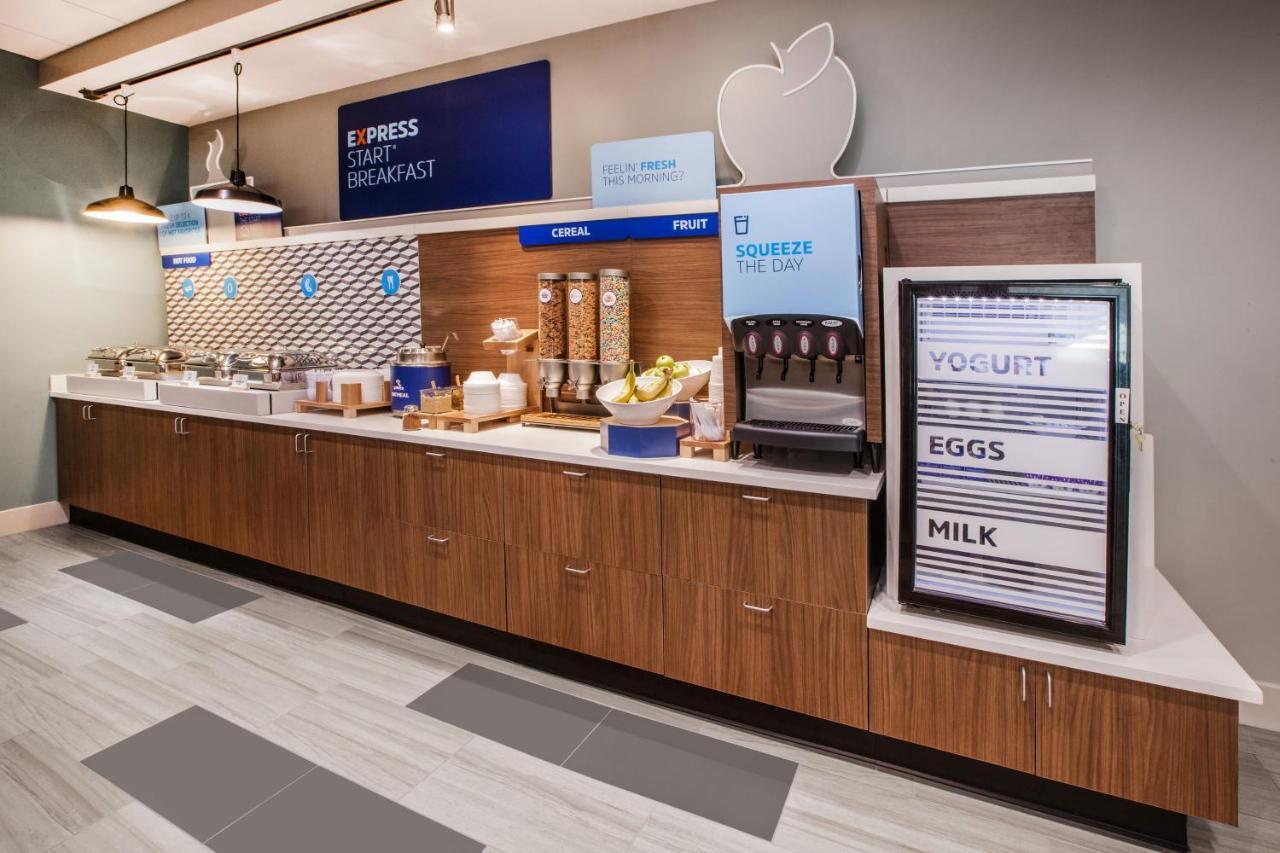 Holiday Inn Express Hotel & Suites Pampa By Ihg Dış mekan fotoğraf