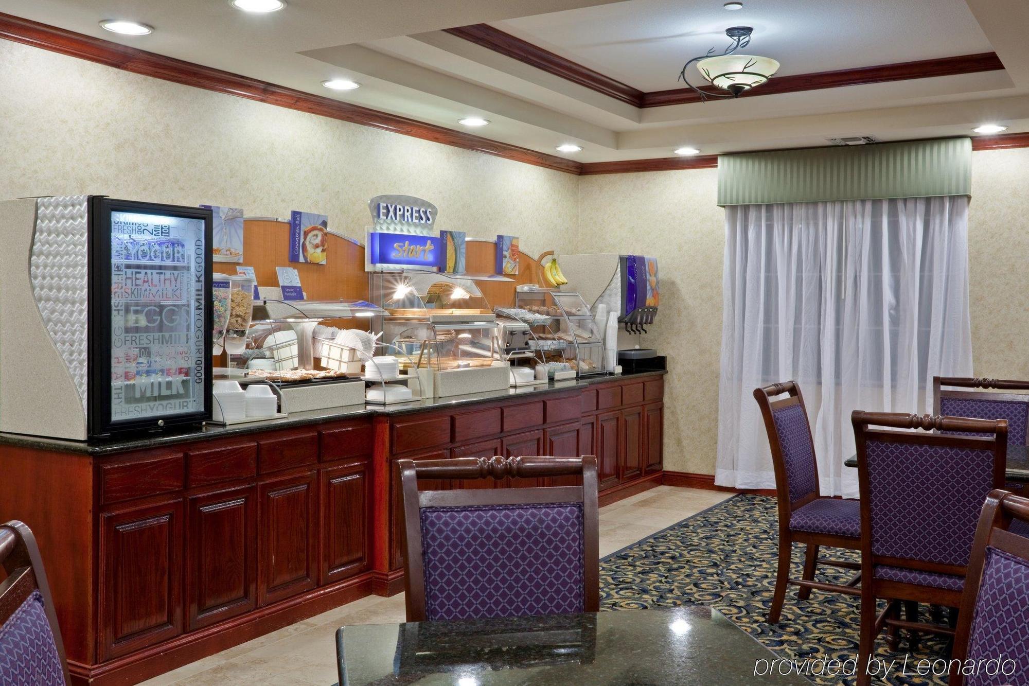 Holiday Inn Express Hotel & Suites Pampa By Ihg Restoran fotoğraf