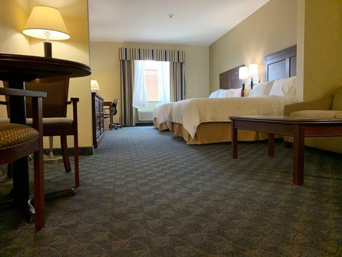 Holiday Inn Express Hotel & Suites Pampa By Ihg Dış mekan fotoğraf