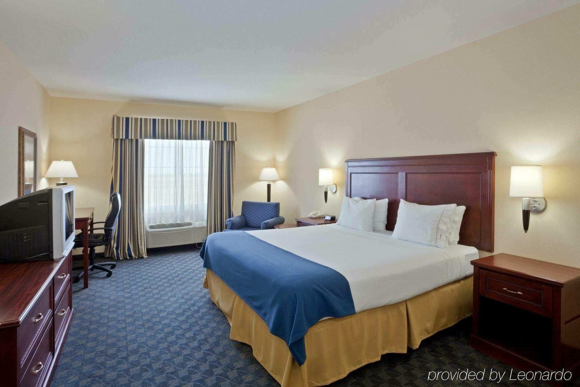 Holiday Inn Express Hotel & Suites Pampa By Ihg Oda fotoğraf