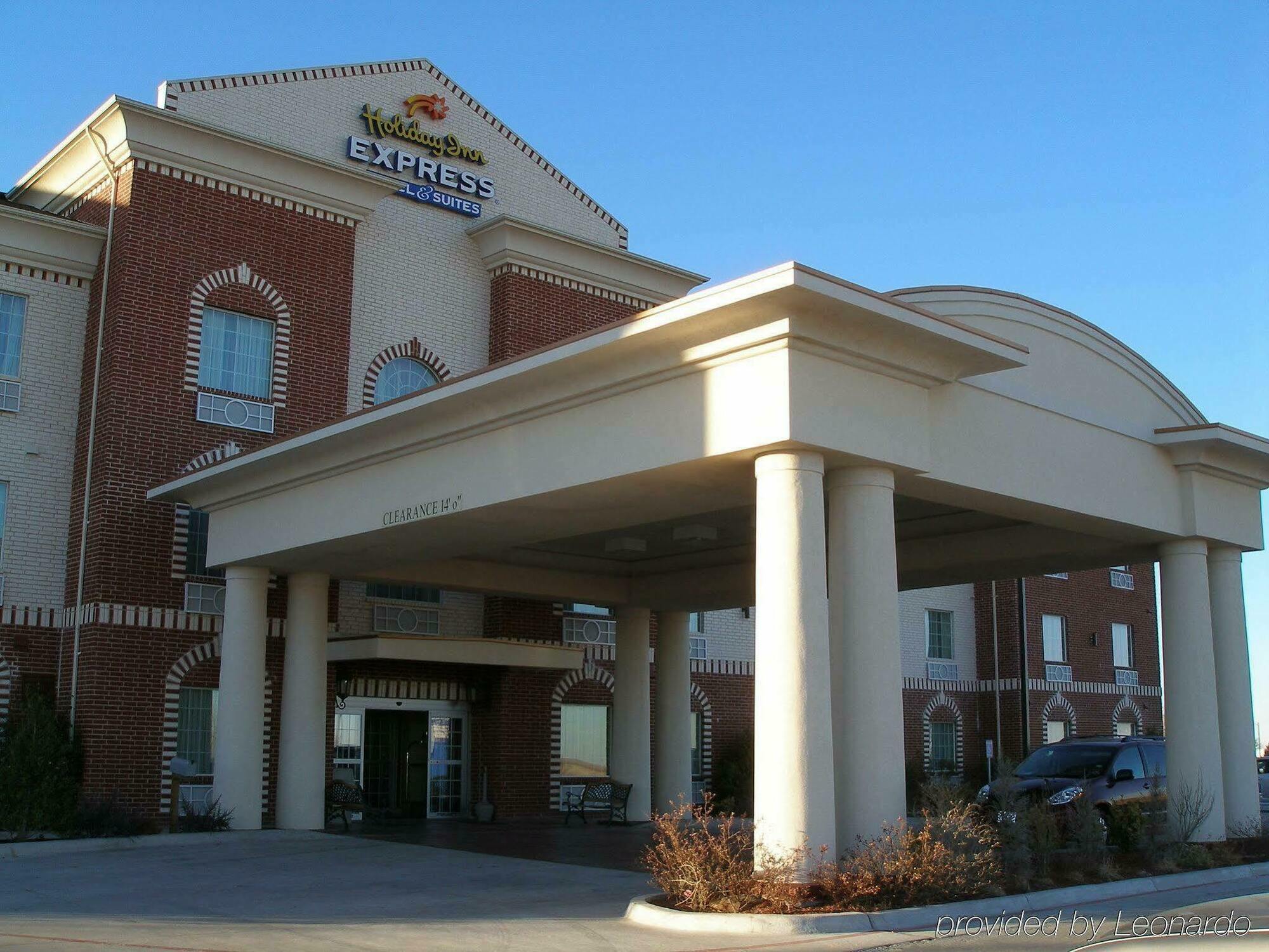 Holiday Inn Express Hotel & Suites Pampa By Ihg Dış mekan fotoğraf