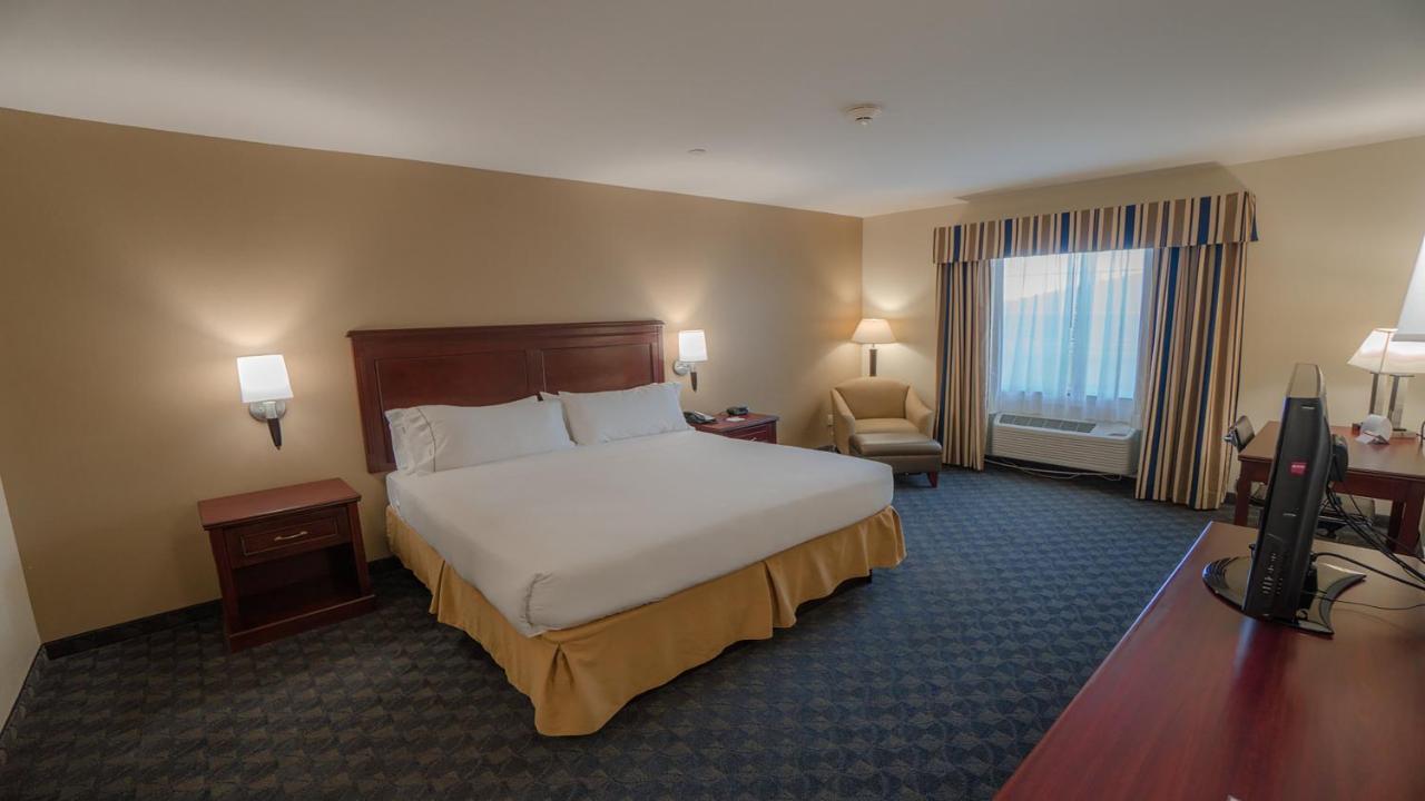 Holiday Inn Express Hotel & Suites Pampa By Ihg Dış mekan fotoğraf