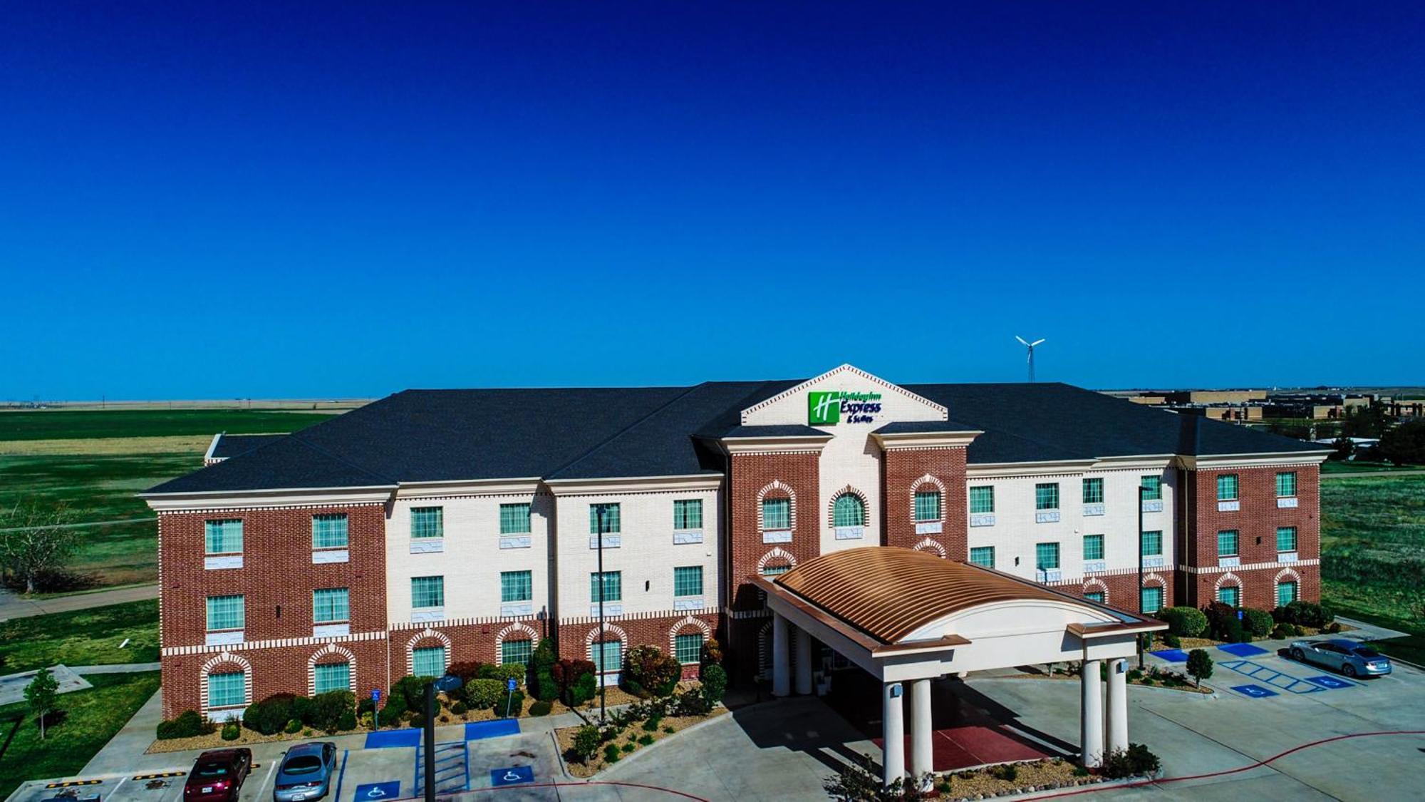 Holiday Inn Express Hotel & Suites Pampa By Ihg Dış mekan fotoğraf